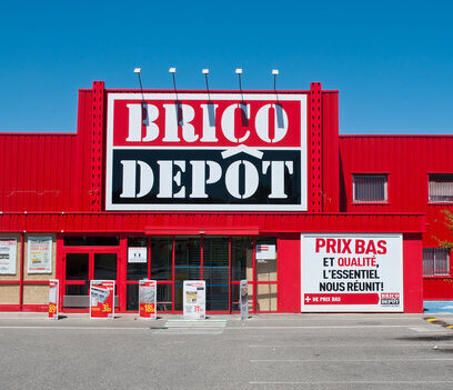 Brico Depôt Iberia aumenta sus beneficios en un 84,7% en el primer semestre de 2024, impulsado por el comercio electrónico y las marcas propias