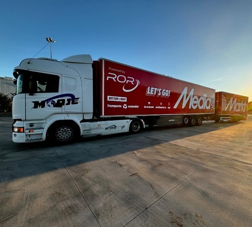 MediaMarkt se alía con ROR para seguir impulsando la logística sostenible y reducir sus emisiones de CO2 con la combinación de biodiesel HVO y un megatráiler