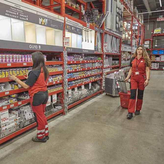 Brico Depôt presenta la iniciativa “Desafío Construimos Juntas” para promover la inclusión femenina en la construcción desde una base educativa