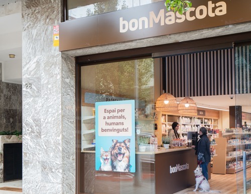 bonÀrea inaugura bonMascota, su primera tienda para animales, en Sant Joan Despí