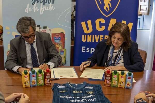 canaldis-juver-ucam-ucamesportsclub-patrocinio-firma-josehernandezperona-mariadoloresgarcia