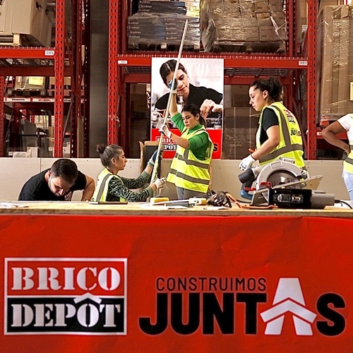 Brico Depôt y Ella Construye fomentan la inclusión laboral en el sector de las reformas y construcción para mujeres en situación de vulnerabilidad