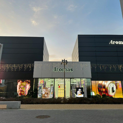 Aromas inaugura su nueva flagship store en Centro Comercial Caleido (Madrid)
