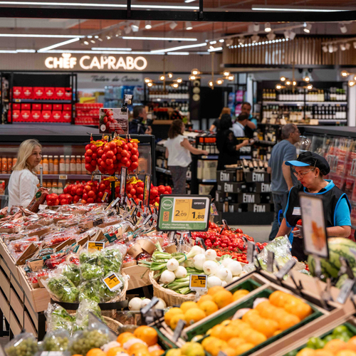 Caprabo transforma su buque insignia en L’Illa Diagonal y convierte la tienda en la mejor propuesta del mercado
