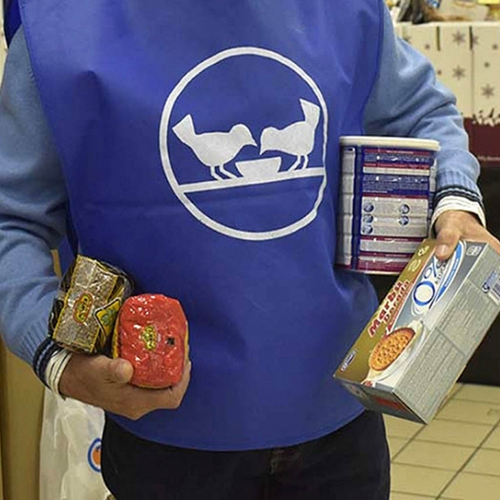 E.Leclerc recauda más de 6.600 kg de alimentos en su campaña solidaria junto al Banco de Alimentos