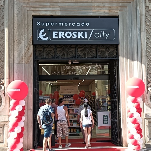 EROSKI inaugura nuevo supermercado franquiciado en Valencia