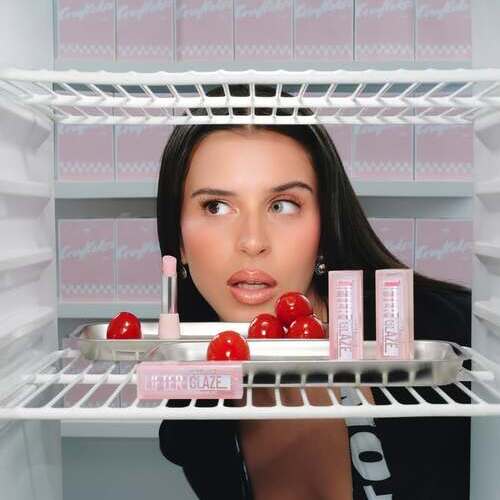 Nathy Peluso tiene un nuevo bálsamo de labios favorito: se llama Lifter Glaze y es de Maybelline NY