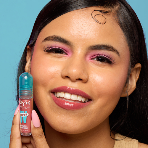LIP IV, tu labial favorito del verano: deja una sensación extra refrescante en los labios
