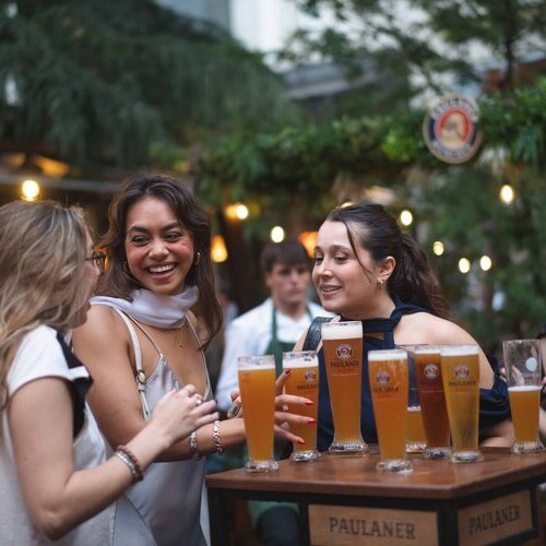 Un oasis cervecero en plena ciudad: el Biergarten de Paulaner se consolida como el plan del verano en Madrid