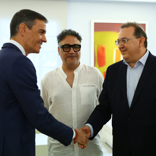 UNIDE representa el comercio de proximidad español en un encuentro con el Presidente del Gobierno, Pedro Sánchez