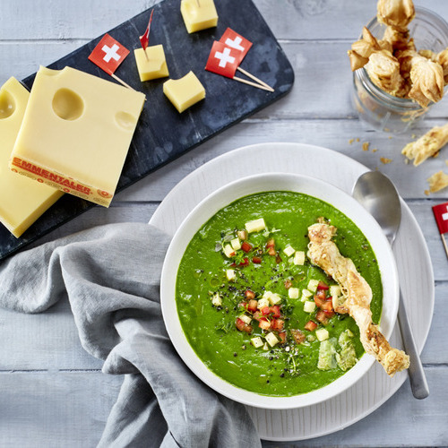 Refresca tu verano con cremas frías y el queso suizo Emmentaler AOP