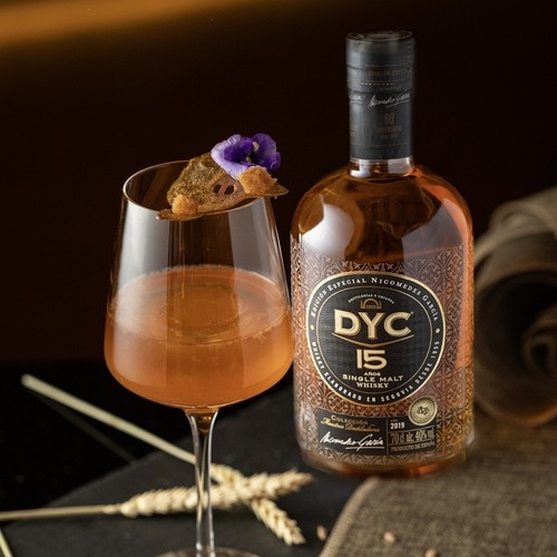 Suntory Global Spirits propone cuatro cócteles para refrescar el verano