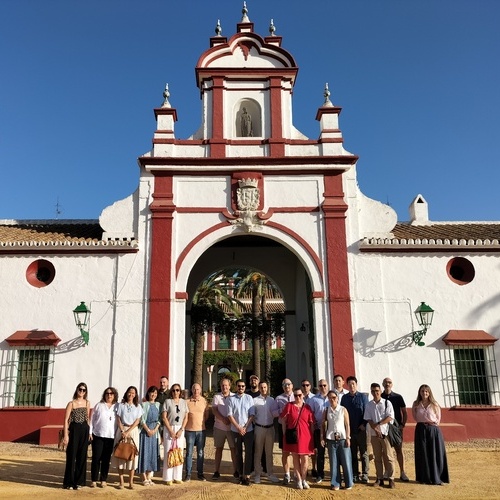 Una veintena de importadores internacionales visitan Hacienda Guzmán para impulsar la exportación de aceite de oliva
