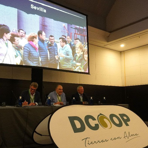 Dcoop celebra en Sevilla las jornadas MuYJoven para el acceso de mujeres y jóvenes a las cooperativas
