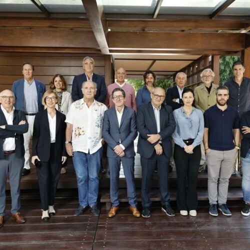 EDA Drinks & Wine Campus celebra un nuevo encuentro de su Consejo de Bodegas en la icónica Vega Sicilia