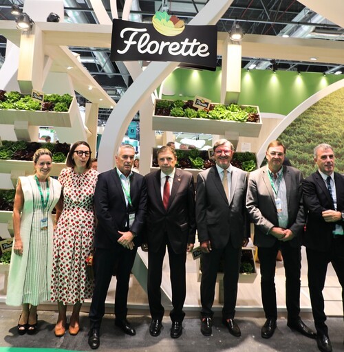 El ministro Luis Planas visita el estand de Florette en Fruit Attraction y destaca la fortaleza la marca