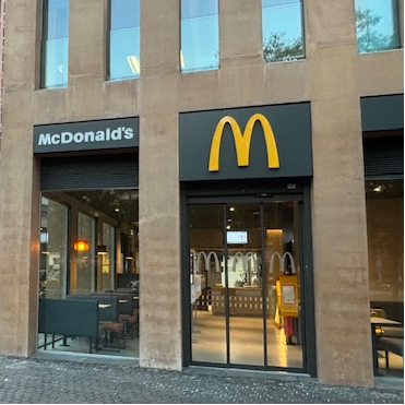 McDonald’s llega a Ciutat de la Justícia con su tercer restaurante en L’Hospitalet de Llobregat