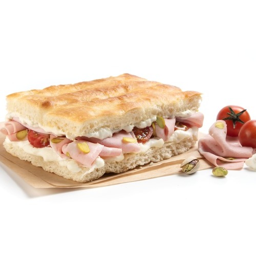 Rodilla apuesta por los sabores italianos con su nueva focaccia de mortadela, stracciatela y pistacho