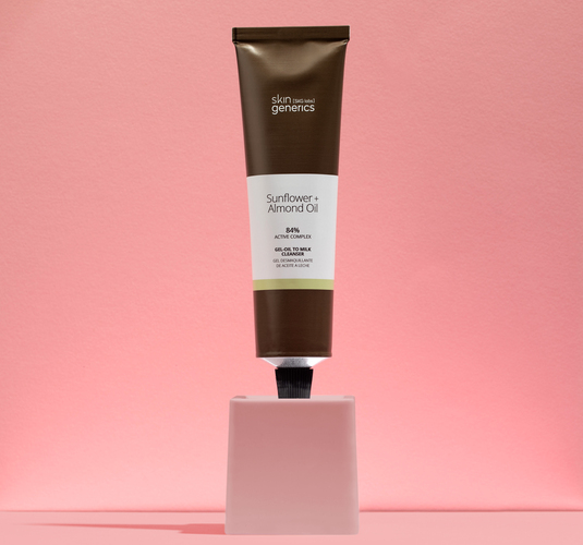 Doble limpieza: eficacia y placer sensorial con Skin Generics
