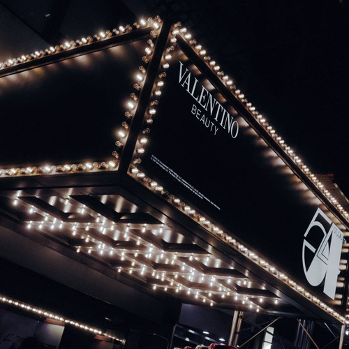 Valentino Beauty reabre Studio 54