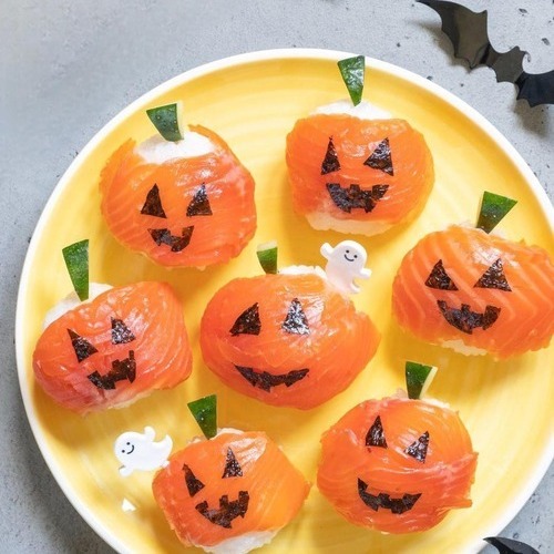 Celebra un Halloween saludable con tres recetas con salmón MOWI para disfrutar en familia y amigos