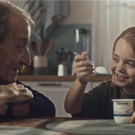 Danone, más de 100 años impulsando la ciencia y la innovación para conseguir el yogur más saludable y sostenible del mercado