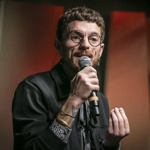 Samuel Merino gana el VII Premio Nacional de Poesía Viva de El Corte Inglés