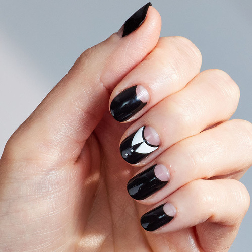 Manicuras Halloween: 5 esmaltes de Essie para las uñas más terroríficas del año