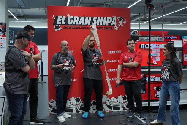 canaldis-mediamarkt-el-gran-simpa-ibai-llanos