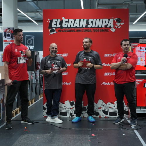 “El Gran Sinpa” de MediaMarkt reparte más de 60 productos tecnológicos con Ibai Llanos