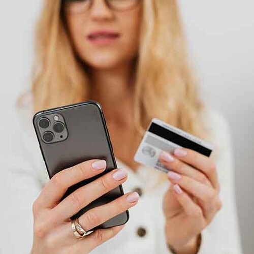  El 50% de la Generación Z prefiere los wallets, mientras que el 63% de los Millennials opta por la tarjeta