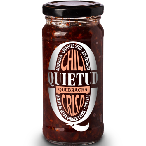Quietud lanza en preventa su nueva salsa premium Quebracha, una chili crisp con carácter mediterráneo