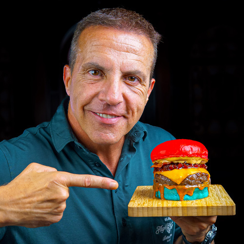 Cristóbal Soria lanza su propia hamburguesa en homenaje a Messi: la ‘Su Santidad’