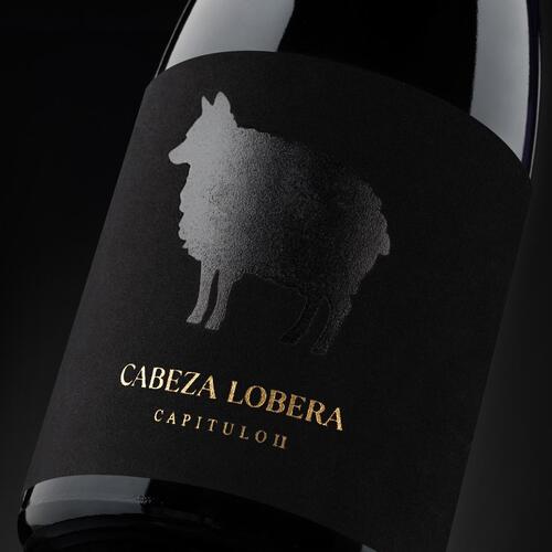 Antonio Serrano, viticultor, reinterpreta la viticultura de Soria con el lanzamiento de Cabeza Lobera: dos vinos que redefinen la Ribera del Duero extrema