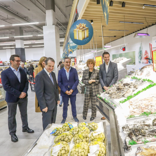 Alcampo reinaugura el histórico hipermercado del barrio de Coia en Vigo tras una reforma integral de 9 millones de euros 