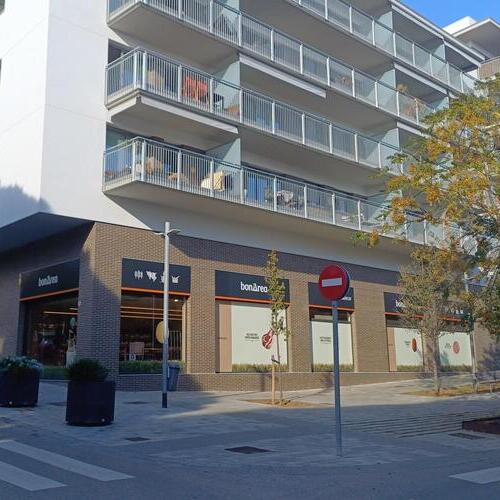 bonÀrea inaugura su octava tienda en Mataró, reforzando su compromiso con el territorio
