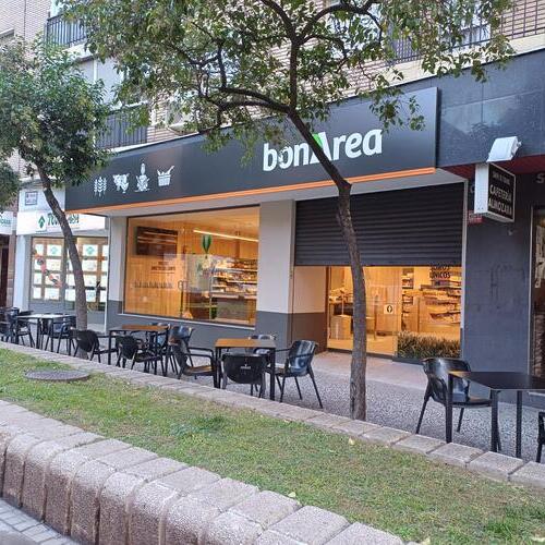 bonÀrea traslada su tienda de la calle Santa Lucía en Zaragoza para ampliar su gama de productos