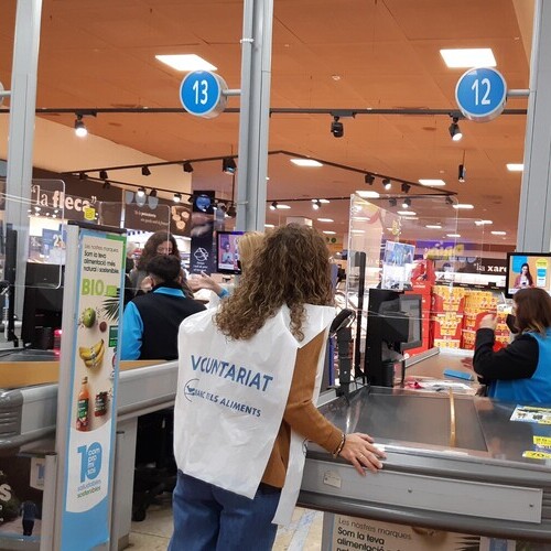 Los supermercados de Caprabo se unen a la 17ª edición de la Gran Recogida de Alimentos