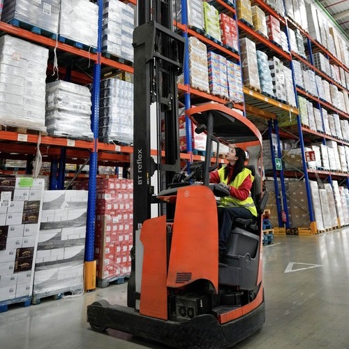 Dia invertirá más de 70 millones de euros en ampliar y modernizar su red logística en España