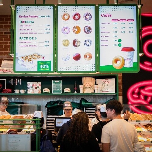 Krispy Kreme® se estrena en España con una inauguración muy exitosa
