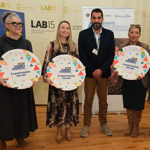 Makro, la Asociación de Restaurantes de Alicante, la Asociación Provincial de Hostelería de Alicante y el Ayuntamiento de Alicante celebran el décimo aniversario del Día de la Hostelería