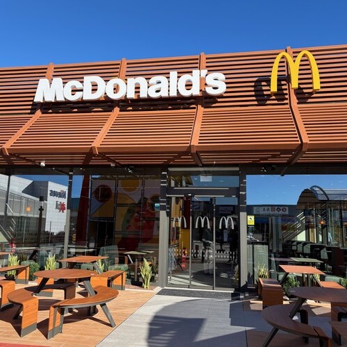 McDonald’s inaugura su primer restaurante en Esparraguera y continúa impulsando su crecimiento en Cataluña