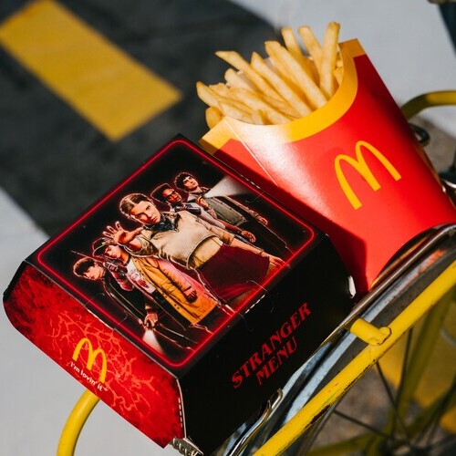 McDonald’s lanza un nuevo menú y presenta portales interactivos en varias ciudades por el estreno de la última temporada de Stranger Things