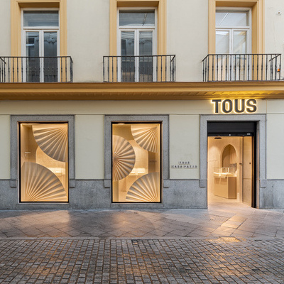 TOUS reafirma su apuesta por Sevilla con la apertura de la primera tienda en el mundo que agrupa los tres conceptos de la firma