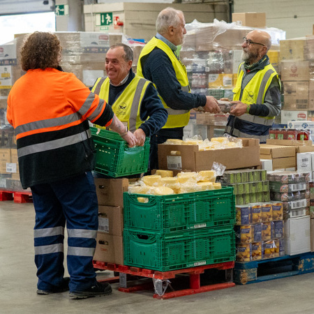 La Fundación Alimerka refuerza su compromiso social en Navidad con 52 entidades sociales de Asturias y Castilla y León