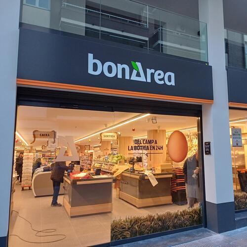 bonÀrea traslada su tienda en Igualada para ampliar su superficie y su gama de productos