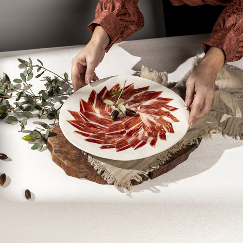 Esta Navidad, que no te confundan: jamón de Guijuelo un nombre protegido, una calidad garantizada