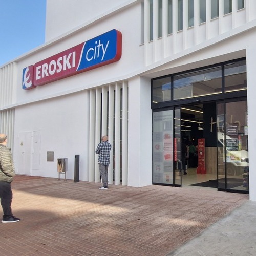 EROSKI inaugura un nuevo supermercado en Ciudadela, Menorca