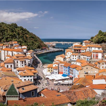 Cudillero, Fuente del Maestre y Tejeda pasan a la tercera fase de ‘Juntos Brillamos Más’