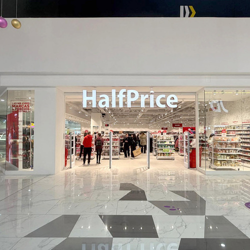 La firma polaca HalfPrice abre en L’Aljub su primera tienda de la Comunidad Valenciana
